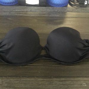 VICTORIA SECRET BATHING SUIT TOP!!